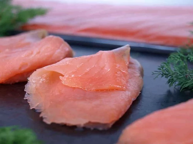 Comprar salmón ahumado noruego